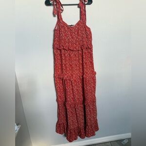 Chic Red Floral Maxi Dress